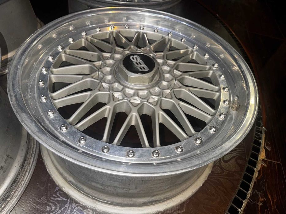 18-инчови джанти BBS, спортен пакет, полирани и в добро състояние. 5x120