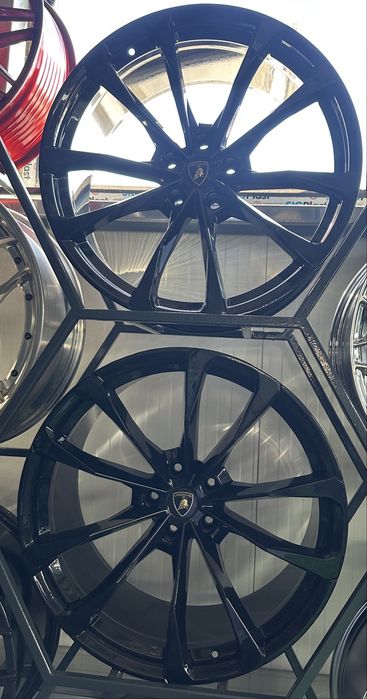 Jante originale Lamborghini Urus – R20