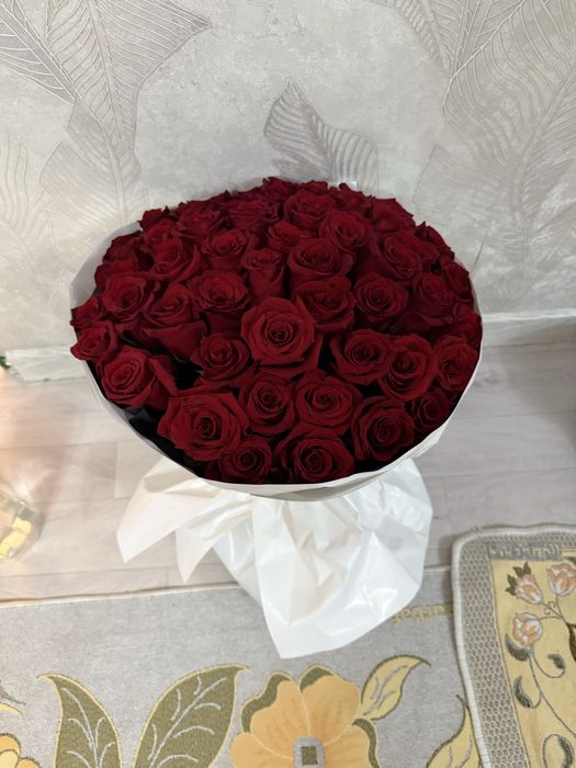 51 штук роза сатылады!
