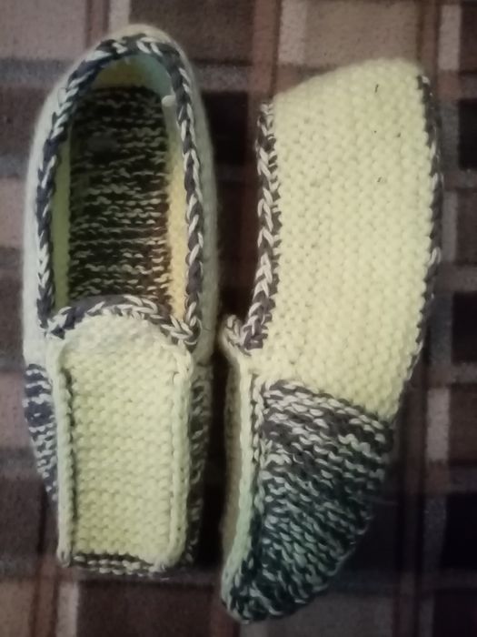 Продам вязаные следки