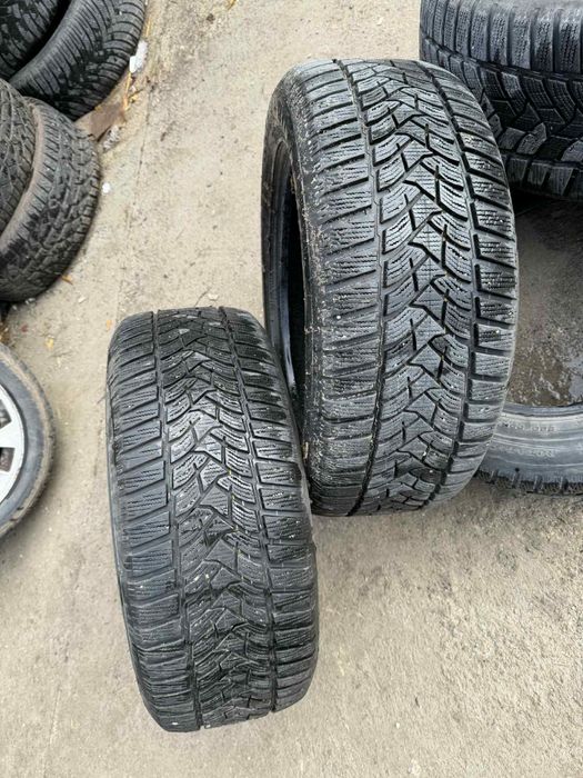 Зимни гуми Dunlop 225/15/16 втора употреба