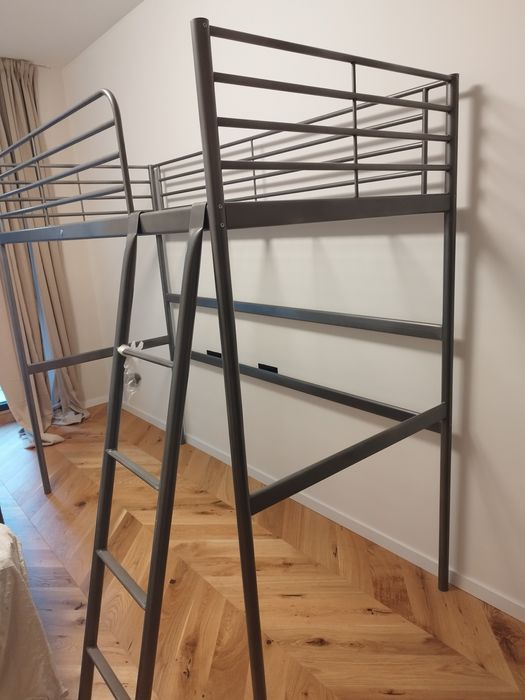 Метално Двуетажно легло от  IKEA