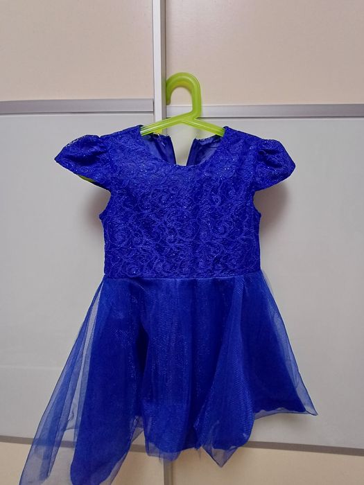 Продам детские платья