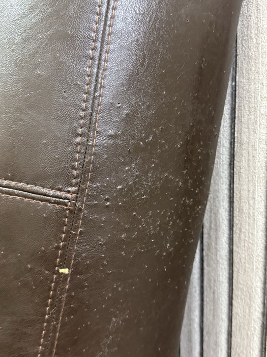 Продам диван кожаный