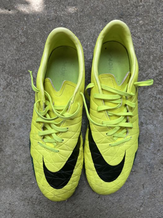 Бутонки Nike Hypervenom Phelon II