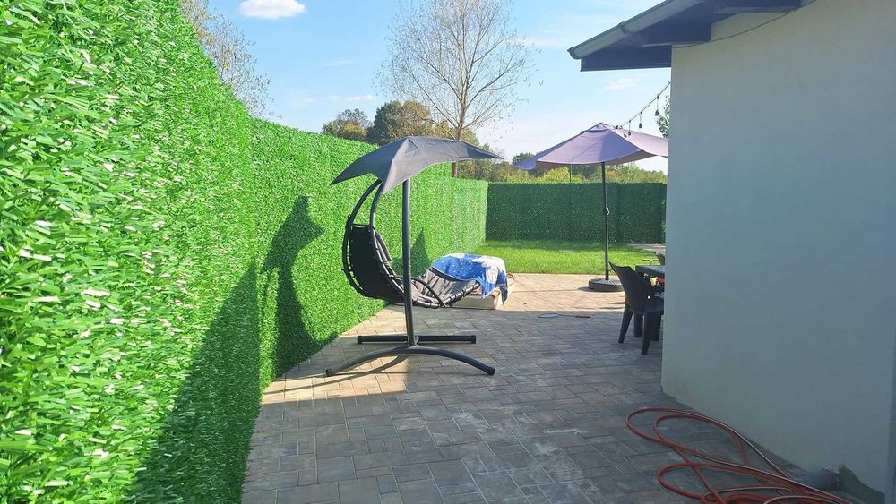 Plasa gard viu artificial 49 lei/mp