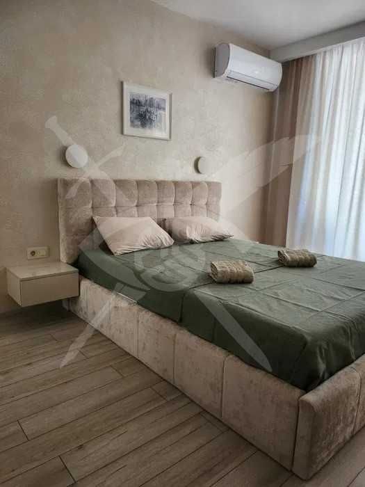 Дава се под наем Тристаен апартамент в Варна, Бриз - 93 кв.м за 2000 € - Снимка #4