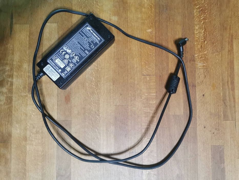 Монитор Acer EI272UR