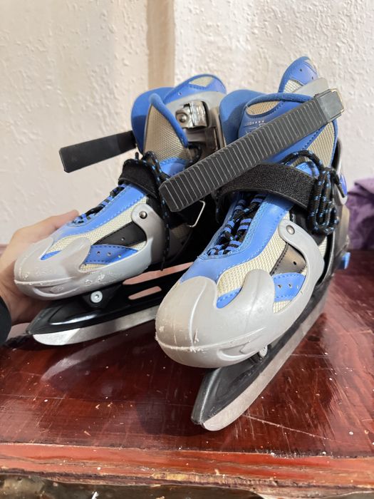 Коньки белый цвет 40 размер