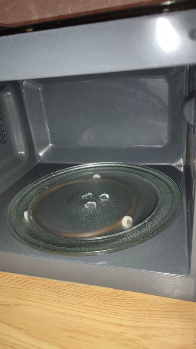 Микроволновая печь Hansa