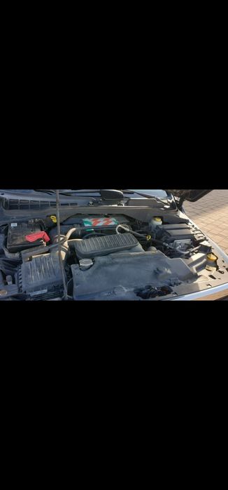 Vând Dodge Durango 2006 automat motor 5700  HEMI
