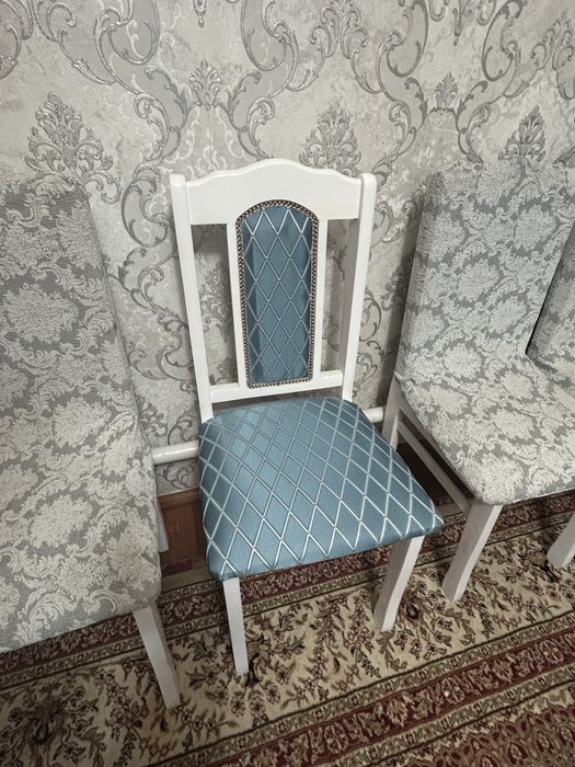 Продам стол 5,5 метров со стульями