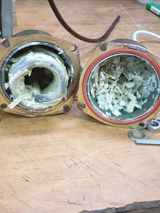 Reparatii service expressoare cafea Saeco Philips Delonghi Jura Necta