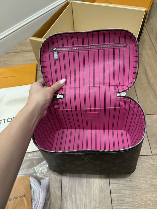 Косметичка LV Louis Vuitton Nice BB