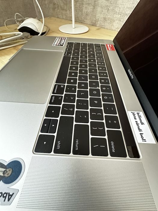 Macbook pro 16 gb ram 512 gb ssd
