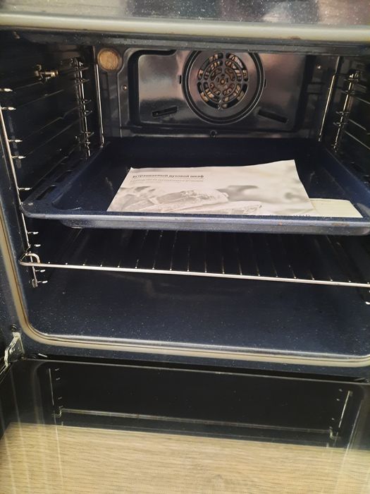 Духовой шкаф (встраиваемый)