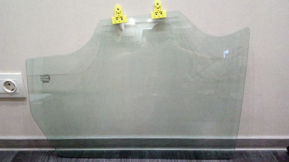 Стекла боковые Nissan Qashqai