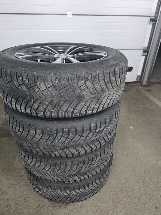 Продам Шины мишлен с дисками