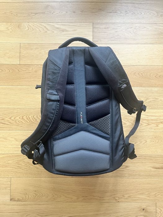 раница The North Face Surge