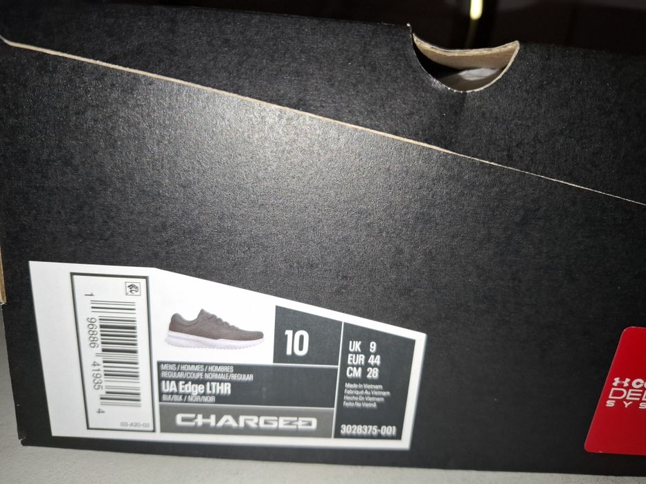 Adidasi Under Armour