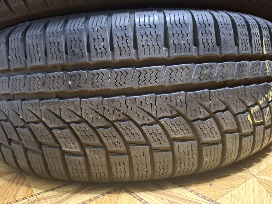 Set 4 anvelope iarna   215 55 17 Dunlop Dot 2022