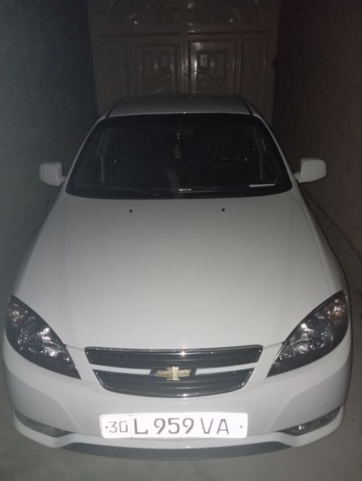 Jetra ranhi oq naxtga sotiladi