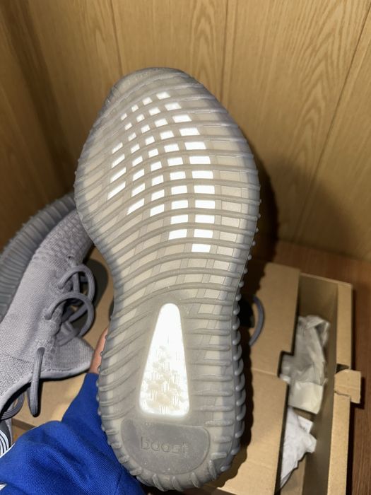 Adidas Yeezy Boost 350 V2
