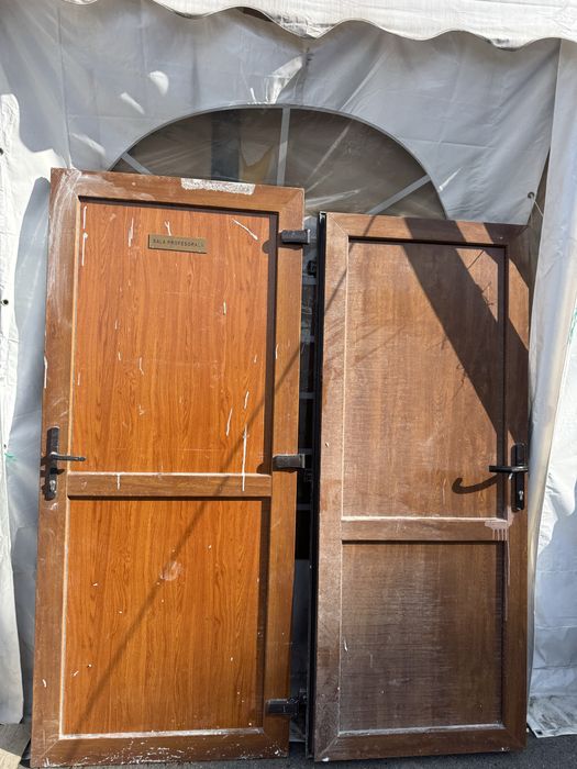 Usi Pvc si Usi tabla in stare buna