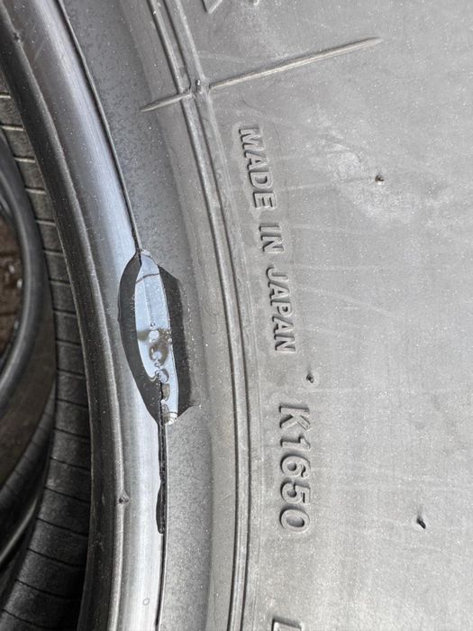 Bridgestone Dueler 225/95/R16