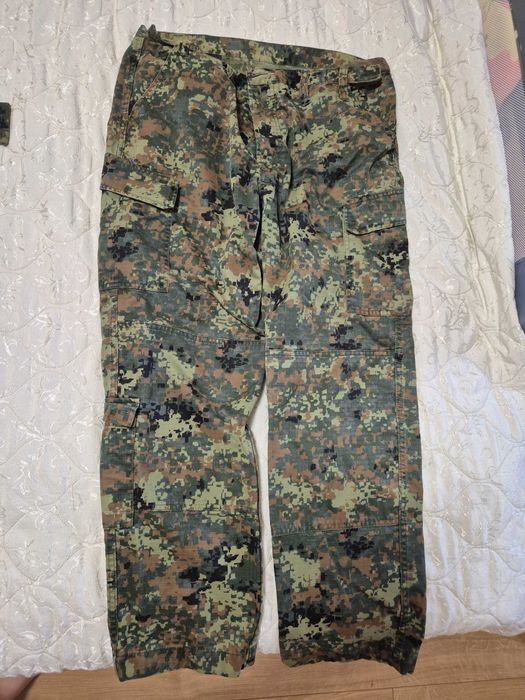 Камуфлажни дрехи