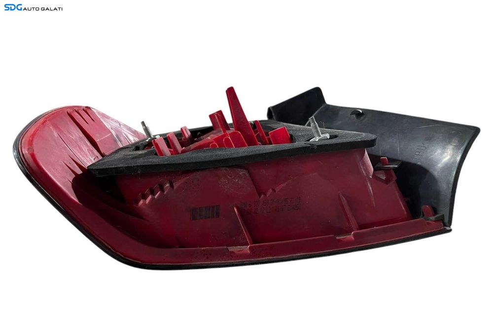 Stop Lampa Tripla Dreapta BMW Seria 3 E90 Berlina Sedan Limuzina 2004 - 2007 Cod 6937458 [LR0191]