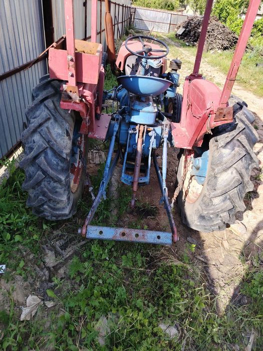 Tractor same și Semanătoare piatra Neamț cu fertilizare