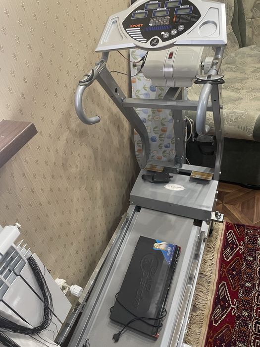 Продам беговую дорожку