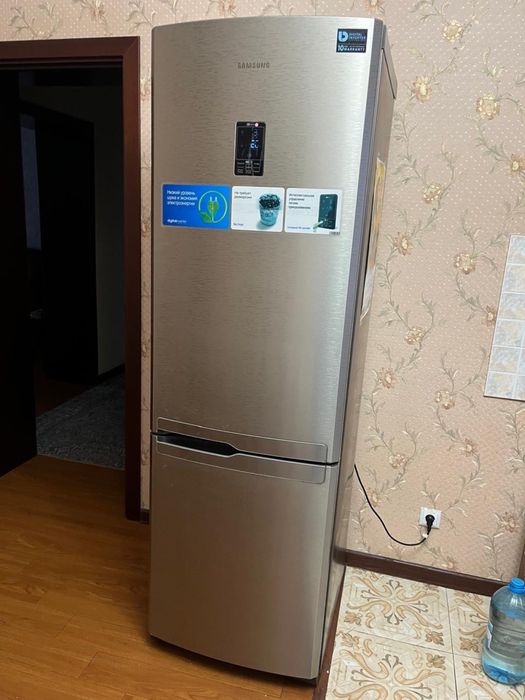 Продам холодильник самсунг