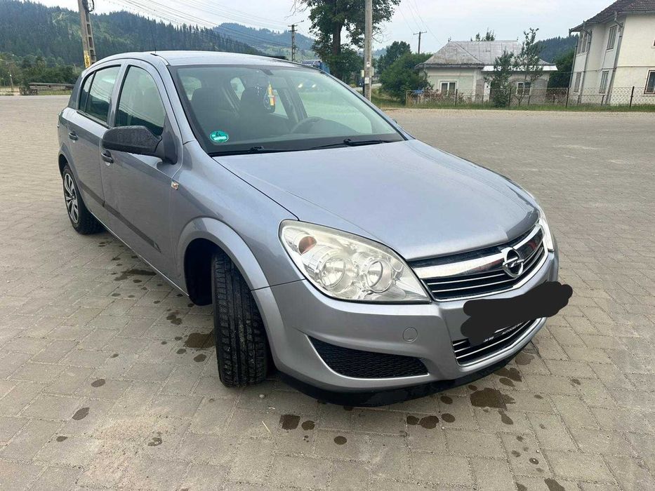 Opel Astra H Sedan 90 Cp km Benzina - Cutie automata Easytronic 2009