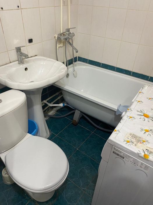 Сдается квартира в 12 микрн