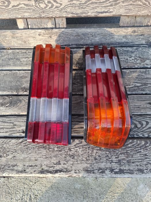 Lămpi  spate   Mercedes  W 123