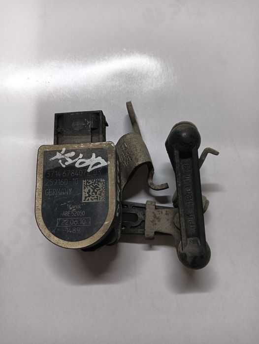 Senzor nivel balast  dreapta fata BMW 5 F10 2009 - 2016 6784072