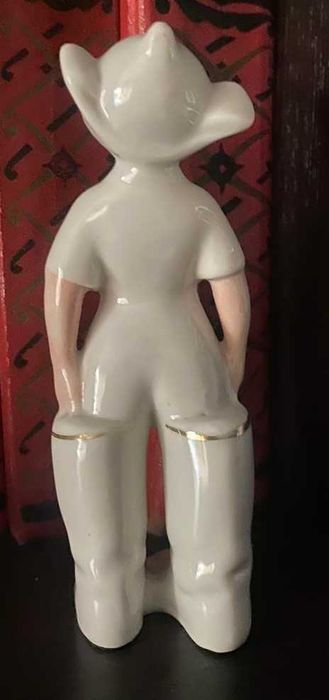 Статуэтка "Юный буденовец"