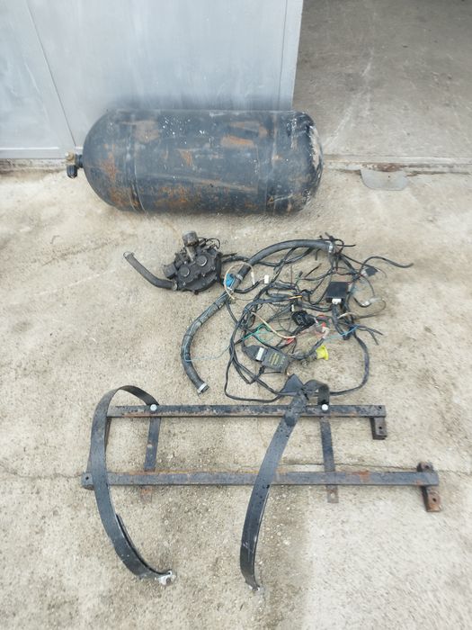 Метанова бутилка 60 литра.