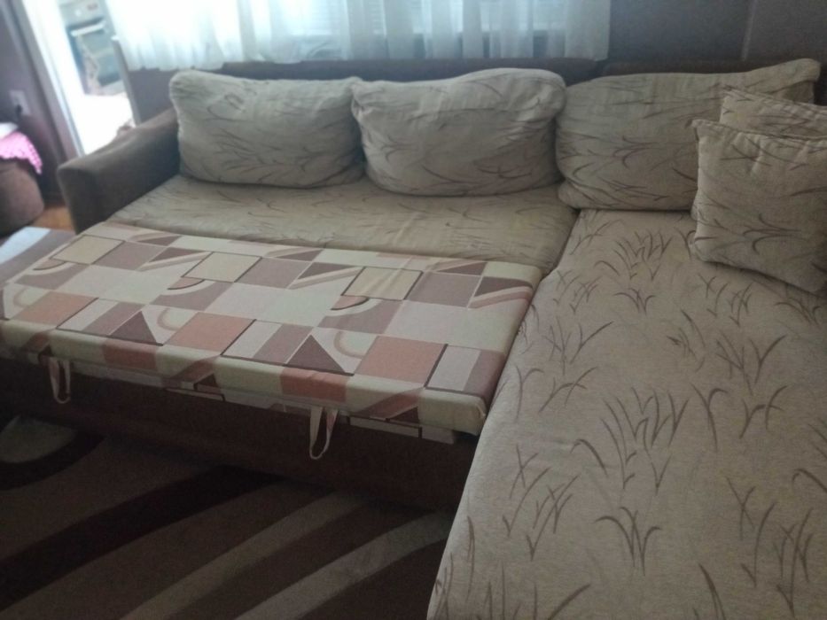 Холов ъглов диван