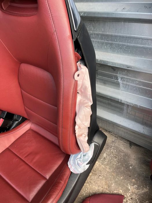 Салон за Mercedes-Benz W207 купе червен подгрев ном 199