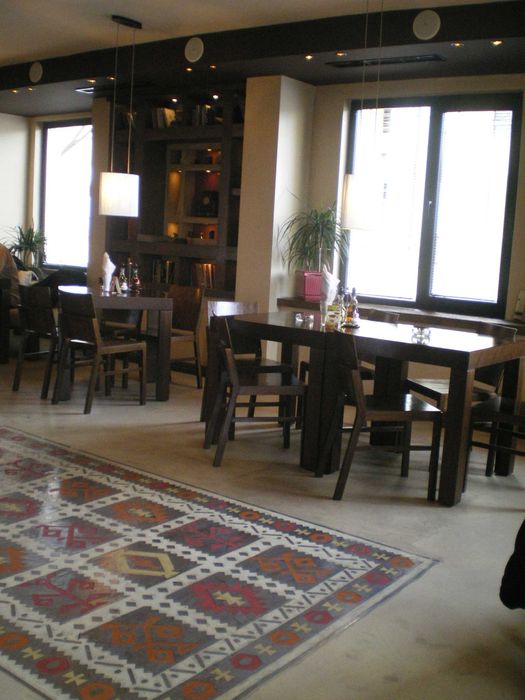 Водоустойчиви подови настилки, директно върху стари плочки, само 1 мм