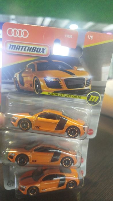 Matchbox super chase audi r8