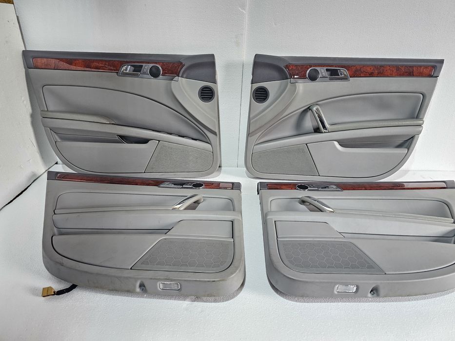 fete usi originale volkswagen phaeton 250lei/set 4bucati
