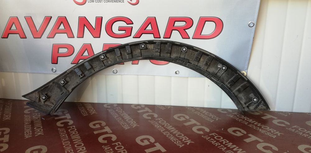 Заден десен надкалник/лайстна Subaru XV Crosstreck 2013-2016