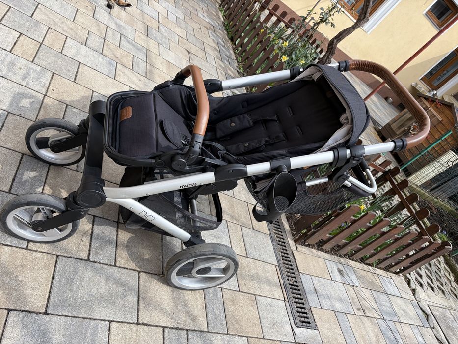 Carucior copii Mutsy Nio 2 in 1