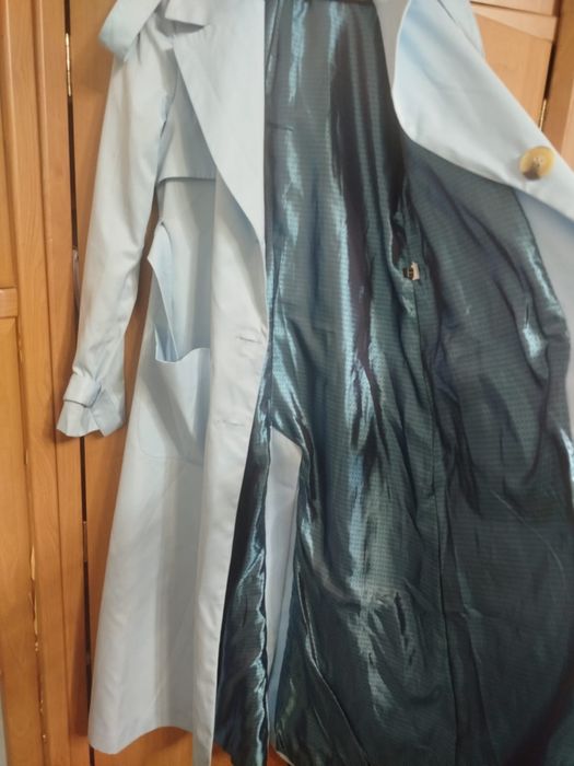 Плащ в хорошем состоянии