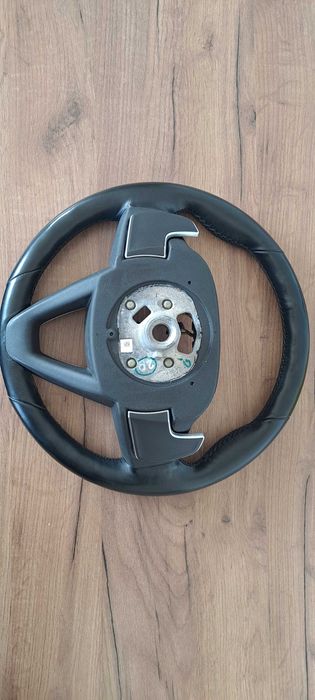 Волан BMW G11 7 Серия