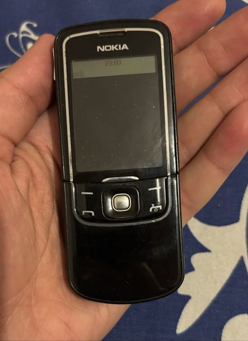 Nokia 8800 в идеальном состяний  8600
